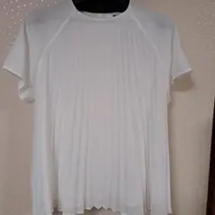 UNIQLO ホワイト プリーツ 半袖シャツ L ￥１8００→￥１6２０値引き