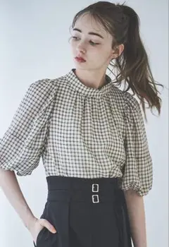 31 Sons de mode ブラウス チェック パフスリーブ ハイネック