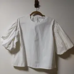DOUDOU ホワイトパフスリーブトップス