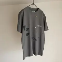 UNIQLO ユニクロ　UT テート美術館　グレー　tシャツ　M