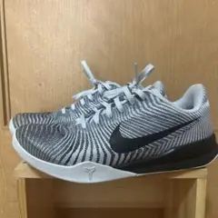 ナイキ マンバ コービー メンタリティ 2 Wolf Grey