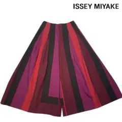 ▰合馬公式アカウント2▰ イッセイミヤケ （me） ガウチョパンツ 2025年最新】ISSEY MIYAKE レディース ガウチョパンツの人気