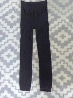【最終お値下げ】ワコール　マタニティ　レギンス　黒編み目模様