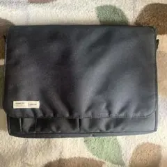ナイロン製黒バッグ 4ポケット　smartfit cordura
