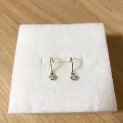 一粒 ダイヤモンド フック ピアス