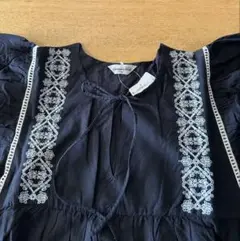 Samansa Mos2刺繍スキッパーワンピース ブラック