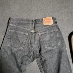 Levi's　ブラックジーンズ