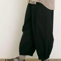 サマンサモスモス 綿麻平織りウエスト切替ギャザーバルーンパンツ(ブラック)