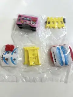 新品　アンパンマン キャラレール3 ガチャ