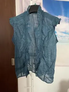 フリル襟前開きシャツ