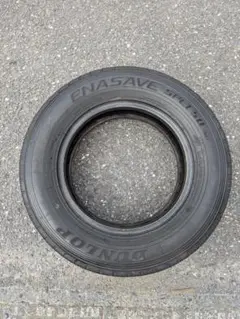 中古タイヤ　トラック用195/75R15　1本