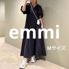 emmi ウェザーストレッチパフスリーブワンピース　ブラック