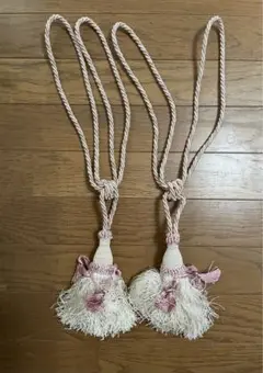 カーテンタッセル×2点