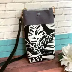 ハワイアン フラ ポシェット BK
