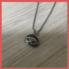 立体的 リアルな猫フェイス ネックレス ヘッドフォン エメラルドカラージルコン