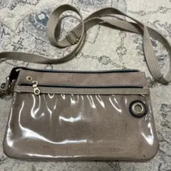 ショルダーバッグ