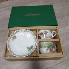 Item thumbnail for item 146b2bae-e397-4786-a3ea-47d30755a2e2