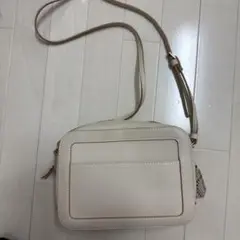 ニコアンド ベージュ ショルダーバッグ シンプルデザイン