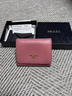PRADA サフィアーノ プラダ 三つ折り財布