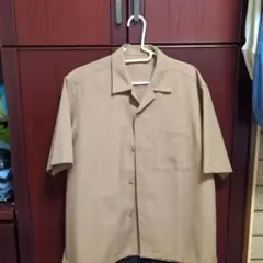 シャツ