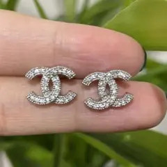 A492 小さめCHANEL ヴィンテージ チャーム ピアス ココマーク