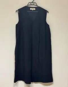 Item thumbnail for item ae28a1d9-a41f-4e06-8d22-49b9e2fc9ea7