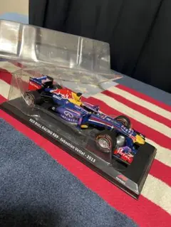 限定品　1/18 PMA　レッドブルRB9 ブラジルGP ウェバー　ラストラン レッドブル RB9 ウェバー F1 引退 ブラジルGP ミニチャンプス PMA
