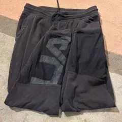 アンダーアーマー ブラック スウェットパンツ