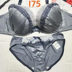 Item thumbnail for item f67e4de8-8c3b-4868-a6e6-a53dc188cca9