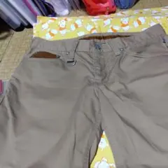 XVS ベージュ チノパン レザー付き