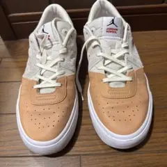 Jordan Series スニーカー 9.5 ベージュ/ホワイト