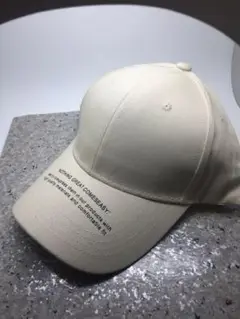 B☆安心のメルカリ便☆ メンズ レディース ☆ ロゴキャップ ☆ ベージュ ☆a
