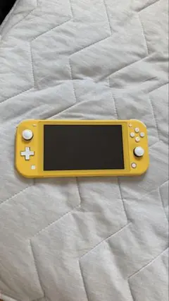 Nintendo Switch Lite イエロー 本体とケース付き