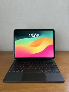 iPad Pro 11インチ 128GBセルラー+Magic Keyboard