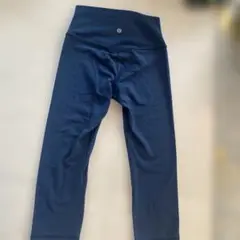 Lululemon ネイビー アラインクロップヨガパンツ　size 4