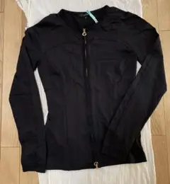 GUCCI ジップアップトップス 美品♫ お値下げ
