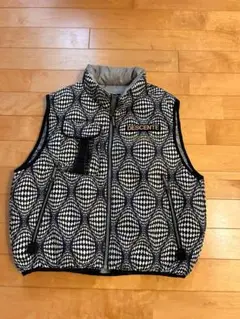 デサント　ダウンベスト