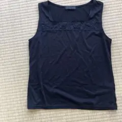 黒　ノースリーブトップス レース付き タンクトップ　袖なしトップス