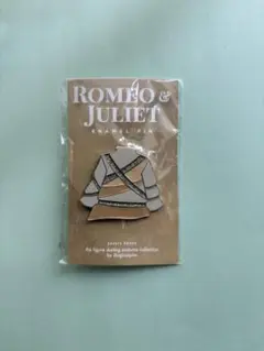 羽生結弦　ロミジュリ衣装のピンバッジ