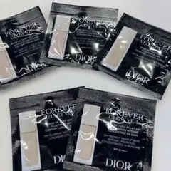 7/28Dior Forever Glow Veil サンプル 5パック