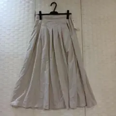 新品リラシクロングフレアスカート