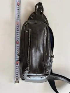 ダークブラウン レザー ボディバッグ