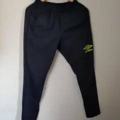 【即日発送】umbro 黒ジャージ 蛍光グリーンロゴ