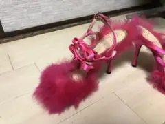Charlotte Olympia 羊毛ニ連ストラップサンダル