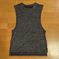 ナイキ　NIKE ランニングディビジョン　タンクトップ　グレー　Sサイズ