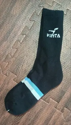【新品・未使用】FINTA サッカーソックス 黒