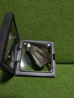 フィジェットトイ 扇型