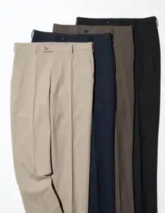 【新品】UNIQLO "感動パンツ(ライト)"