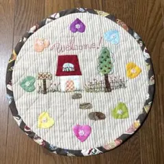 パッチワーク　キルト　刺繍　アップリケ　タペストリー