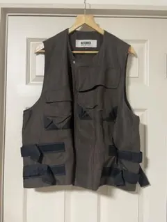 定価22000円⭐︎ BASISBROEK バーシスブルック ザミア ベスト 定価22000円⭐︎ BASISBROEK バーシスブルック ザミア ベスト